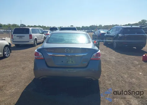 2015 Nissan Altima 2.5/2.5 S/2.5 Sl/2.5 Sv from USA, damaged, VIN 1N4AL3AP3FN337627